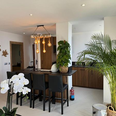 Marbella Beachfront Apartment Kültér fotó