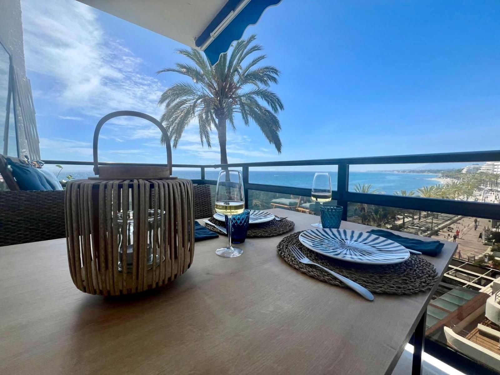 Marbella Beachfront Apartment Kültér fotó