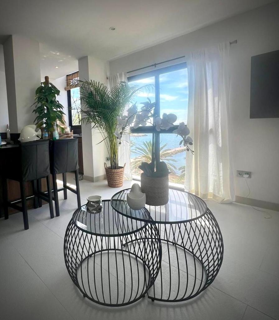Marbella Beachfront Apartment Kültér fotó
